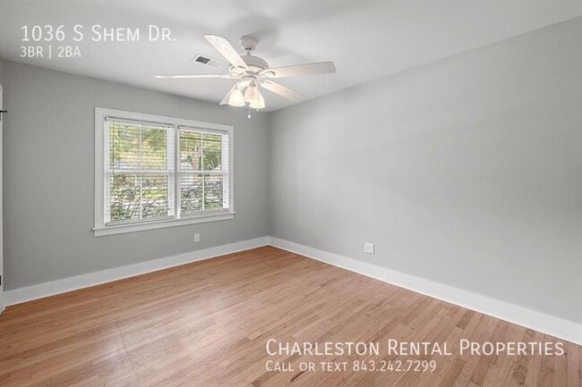 Building Photo - 1036 S Shem Dr