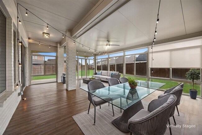 Building Photo - 5208 Watters Branch Dr