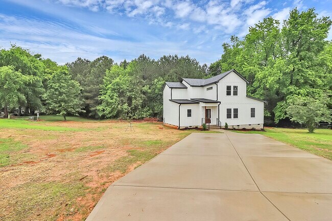 Building Photo - 1011 Sandy Ct