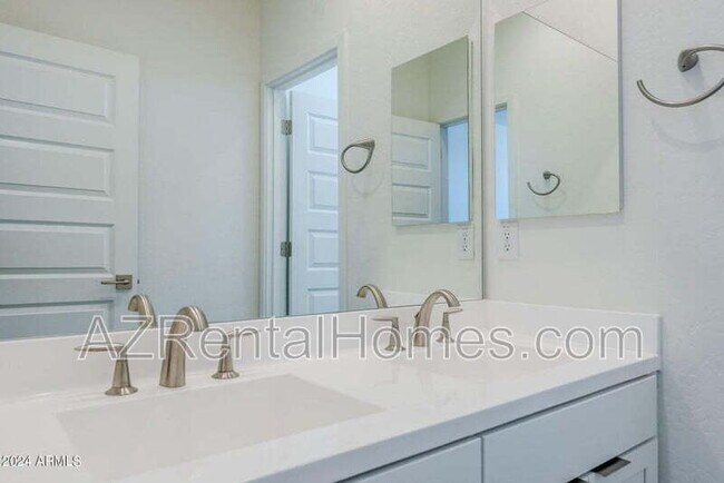 Building Photo - 34940 N Augite Way