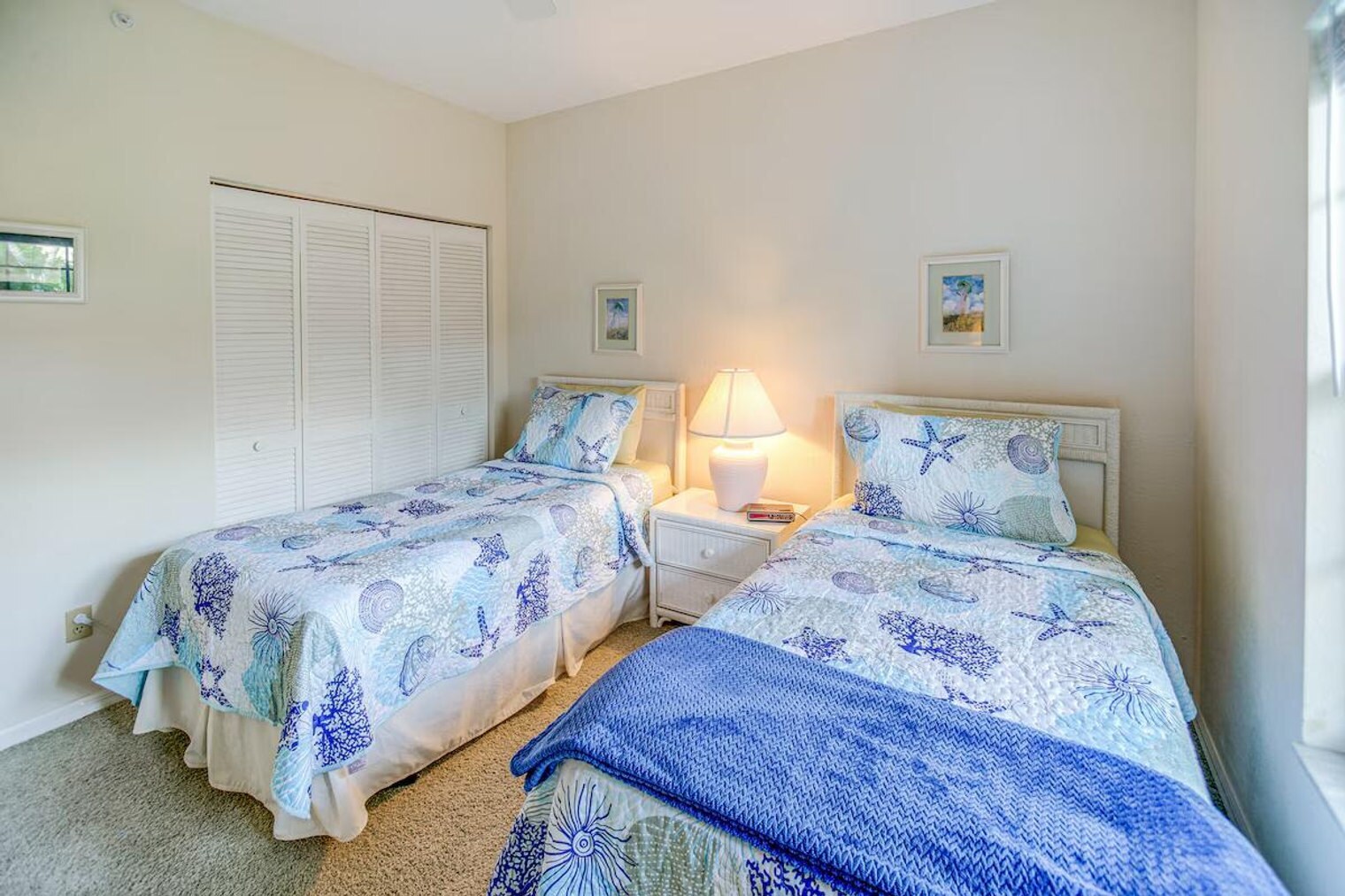 Building Photo - 9851 Costa Mesa Ln