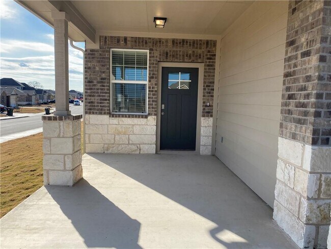 Building Photo - 134 Ashford Way