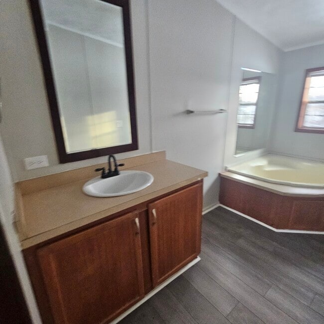 Building Photo - 3181 NY-5