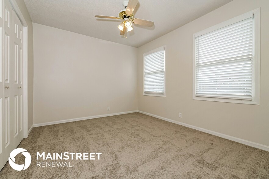 Building Photo - 14620 Shamrock Way