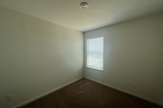 Building Photo - 11026 Chatham Ct