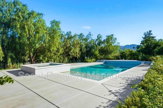Building Photo - 30605 De Portola Rd