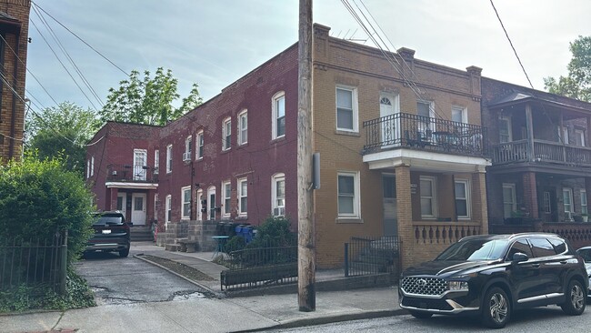 Building Photo - 12010 Paul Ave