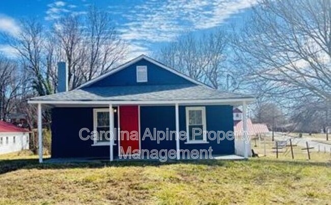 Building Photo - 904 Lincoln St