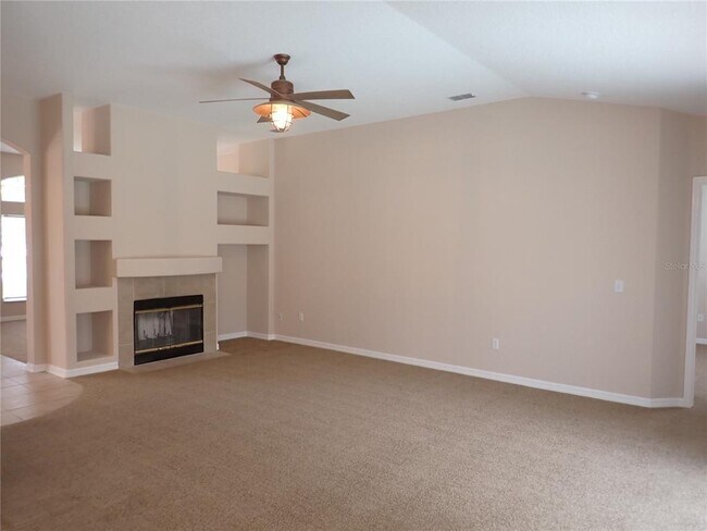Building Photo - 132 Berkshire Ln
