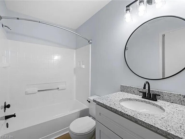 Building Photo - 1647 Ocean Bay Dr