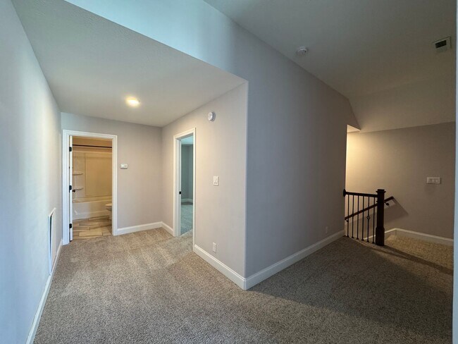 Building Photo - Beautiful Single Family Home
