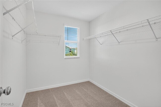 Building Photo - 19525 Fairhill Ct