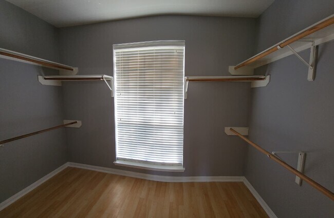 Building Photo - 3910 Ashlee Ln