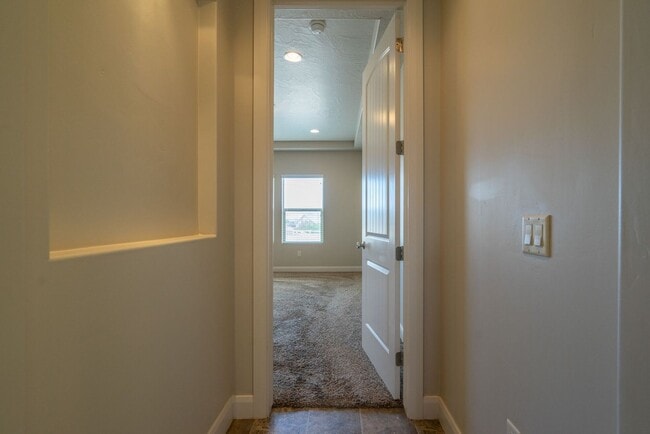 Building Photo - Stunning Home with 4 beds/2.5 baths and 3-Car Garage in Mulberry Estates