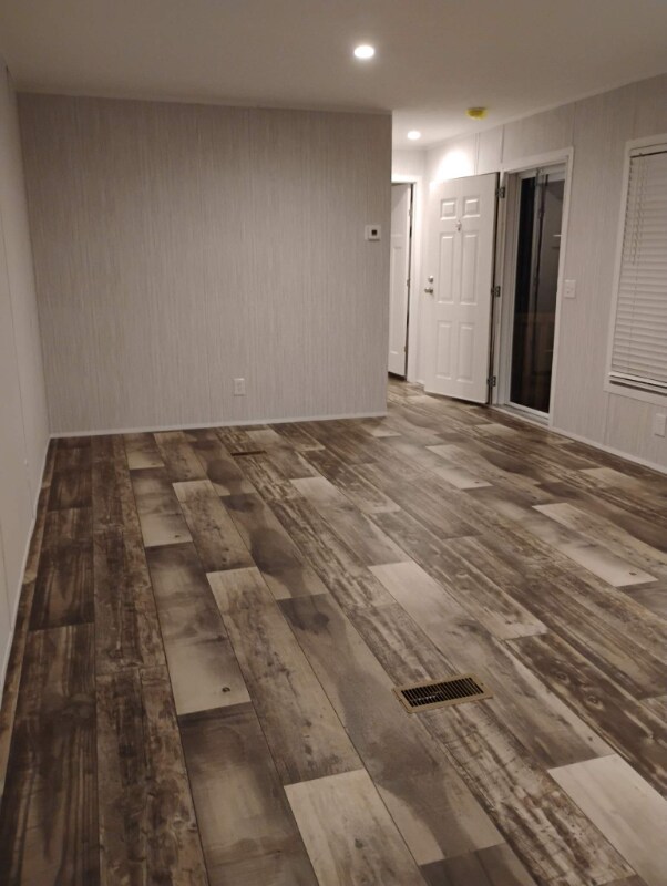 Building Photo - 17062 Barnard Ln