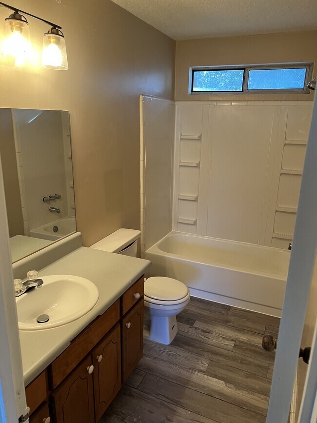 Building Photo - 8431 Moultrie Dr