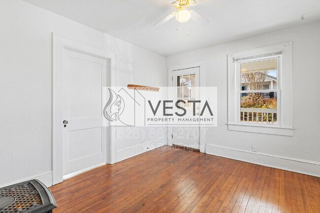 Building Photo - 114 Richmond Ave