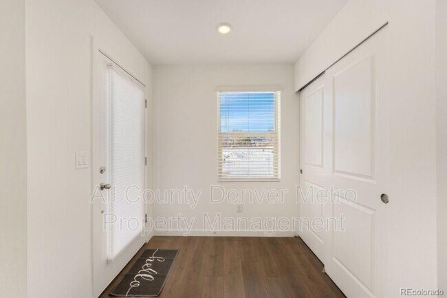 Building Photo - 15225 W 68th Pl