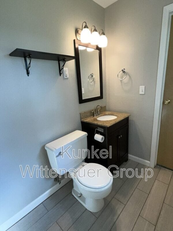 Building Photo - 209 Whitehall Dr