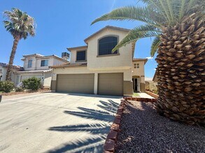 Building Photo - Spacious 4-Bedroom Home with 3-Car Garage in Orchards of Las Vegas