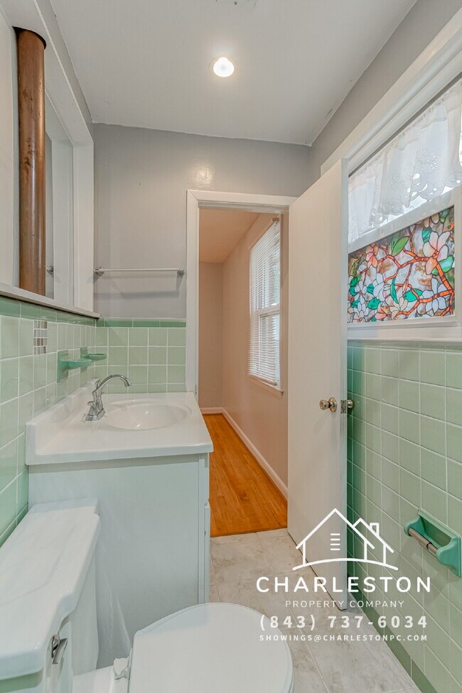 Building Photo - 1452 Birthright St