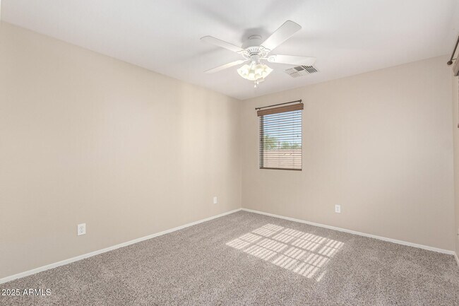 Building Photo - 111 N 193rd Dr