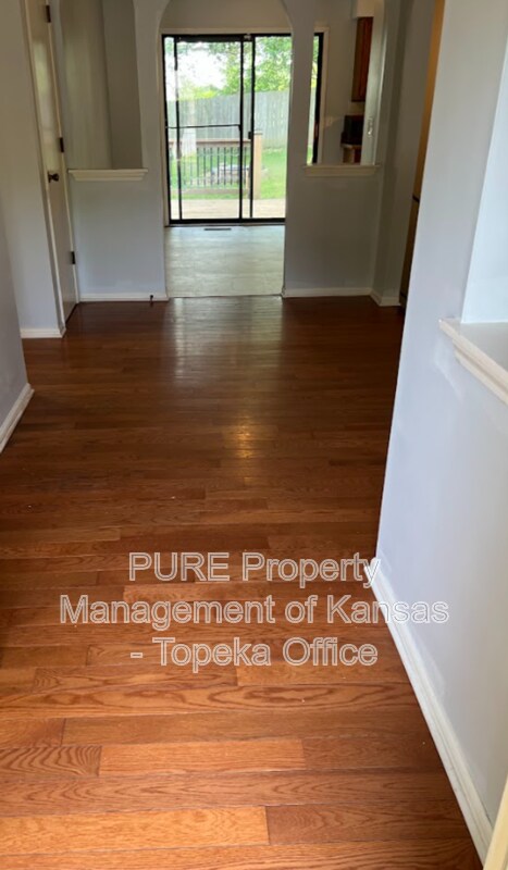 Building Photo - 2013 NW 84th Terrace