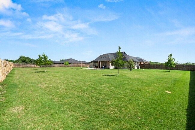 Building Photo - 3020 Keifer Marshall Dr