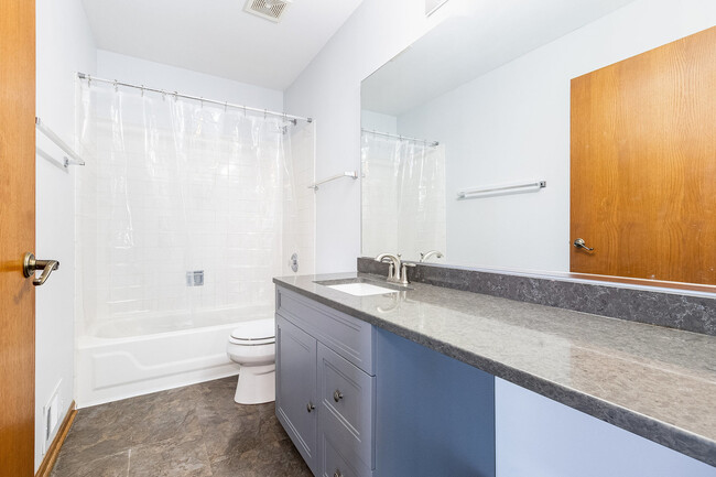 Building Photo - 14149 S Napa Cir