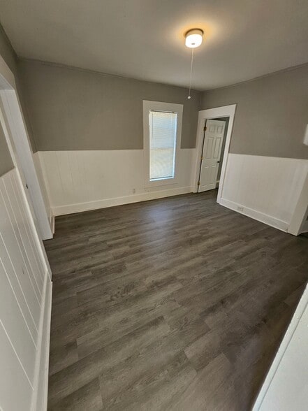 Building Photo - 287 Lake Ave