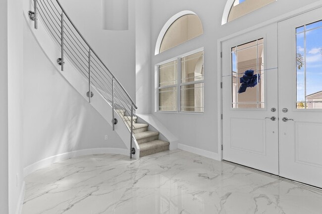 Building Photo - 15054 Wildwood Cir