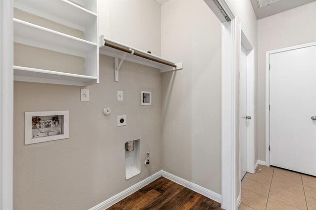 Building Photo - 253 Eagle Brook Ln