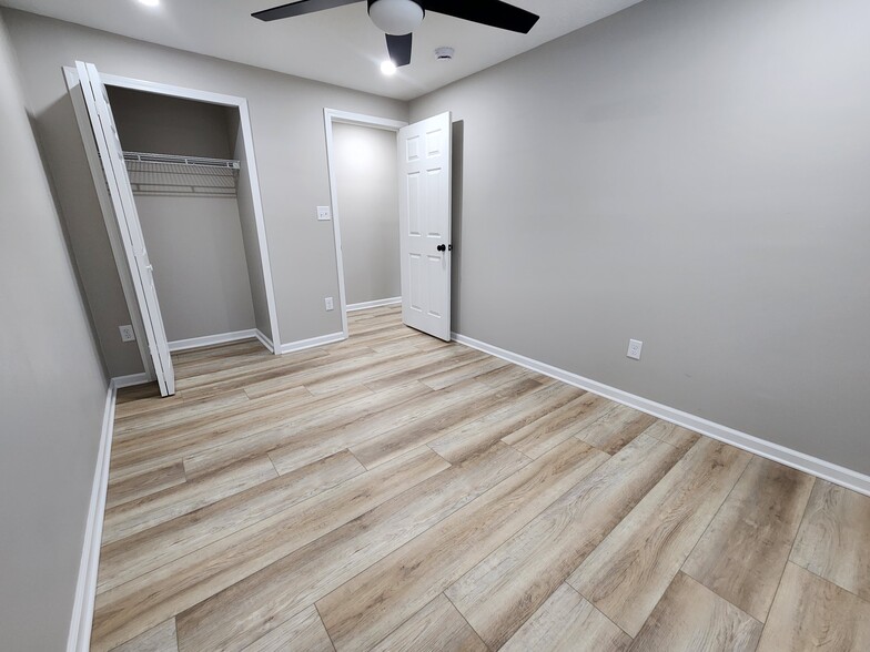 Building Photo - 7497 Stonetrail Way