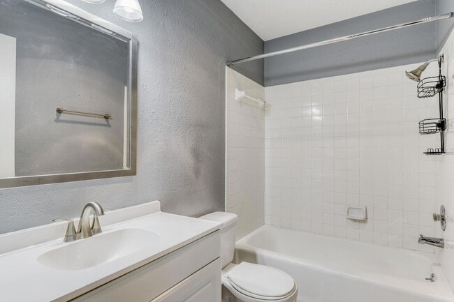 Building Photo - 12804 Staton Dr