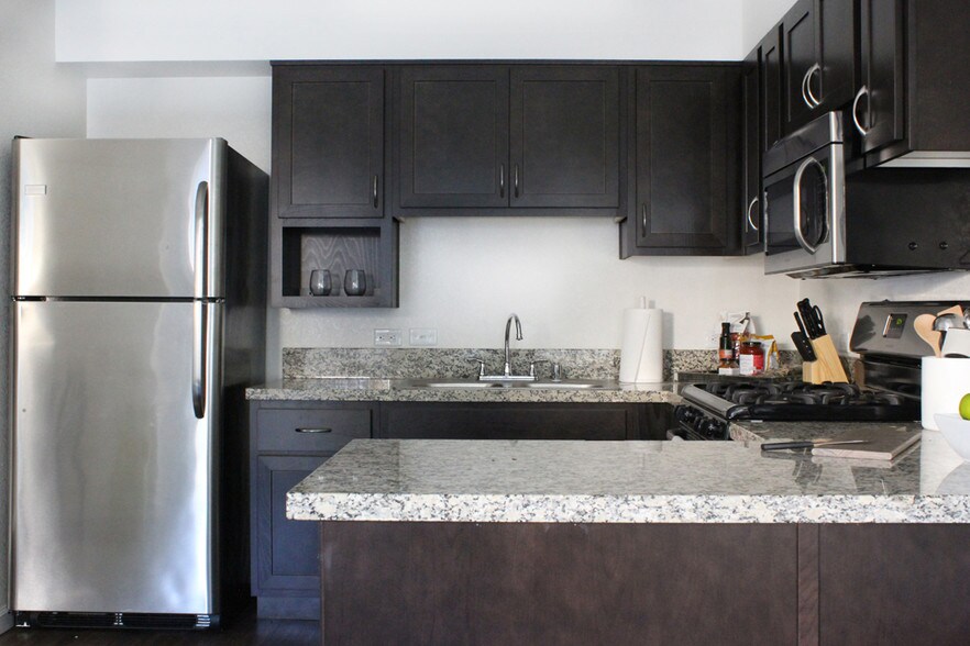 Westridge at Hilltop 2490 Lancaster Dr Richmond CA 94806 Apartment