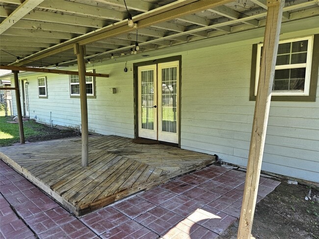 Building Photo - 1518 2nd St