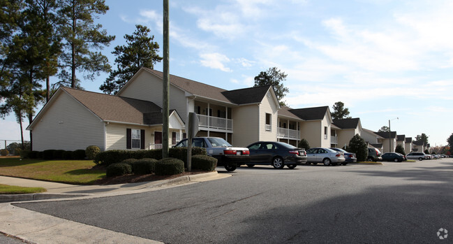 Building Photo - Spring Lake Apartments