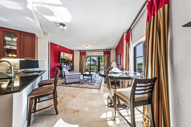 Building Photo - 2401 N Ocean Blvd