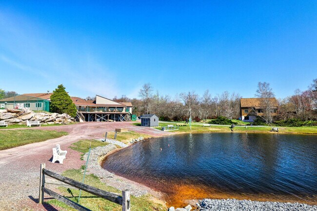 Building Photo - 126 Petrarch Trail