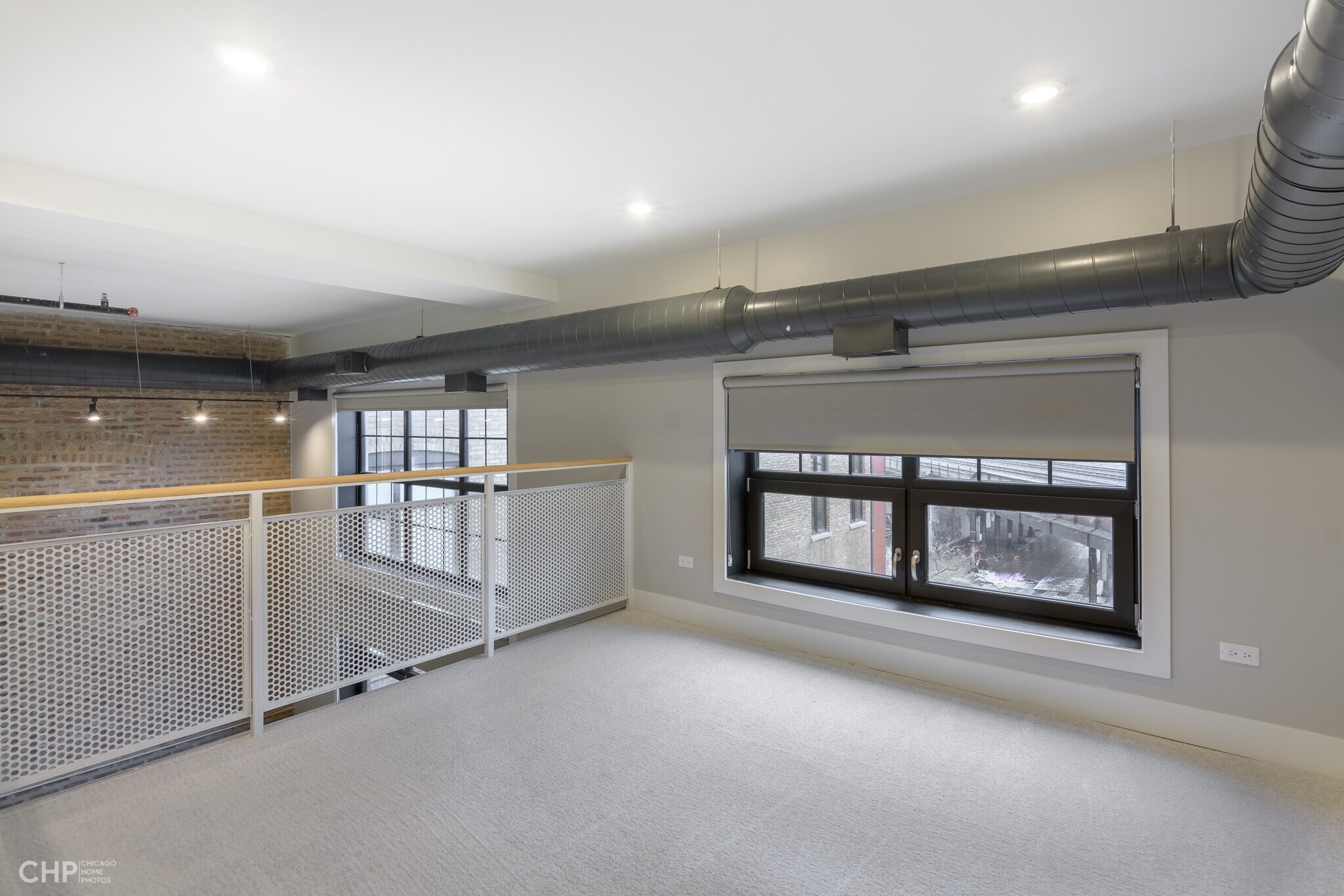 Building Photo - 731 N Sangamon St
