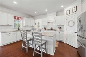 Building Photo - 496 Spring View Dr