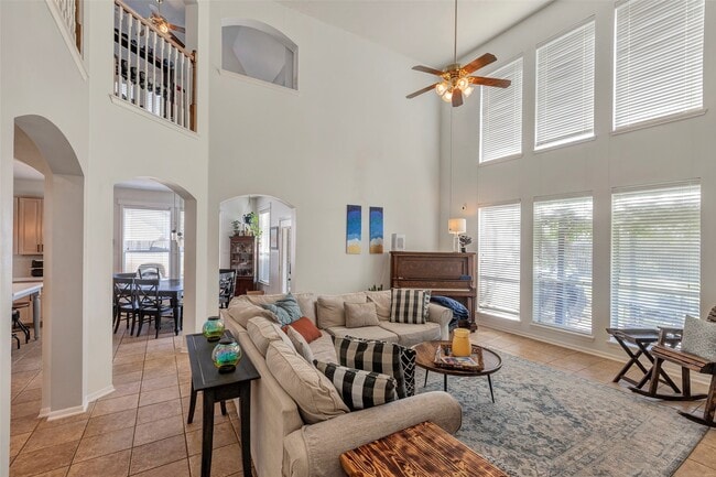 Building Photo - 6919 S Gold River Cir