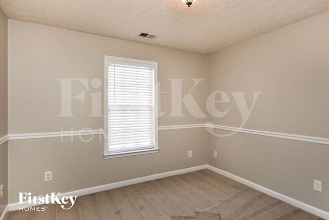 Building Photo - 30 Gibson Way