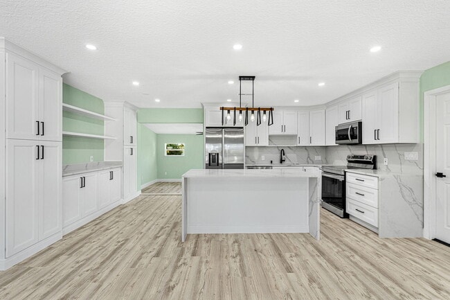 Building Photo - 406 Laurel St