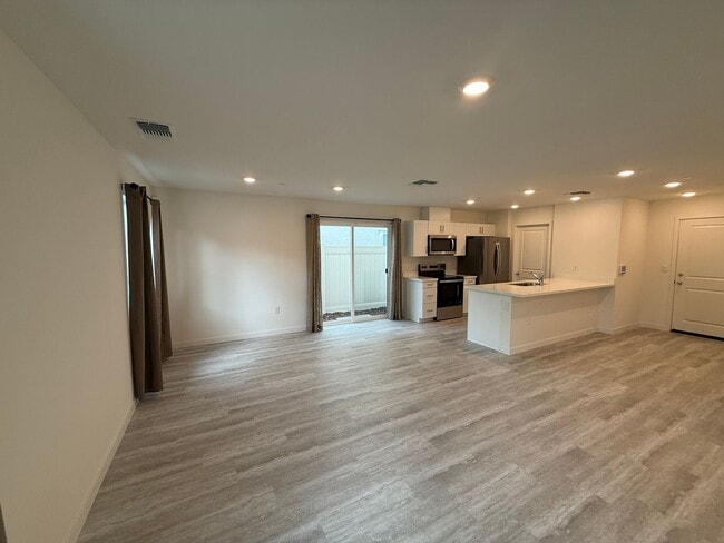 Building Photo - New Home in Gated Community