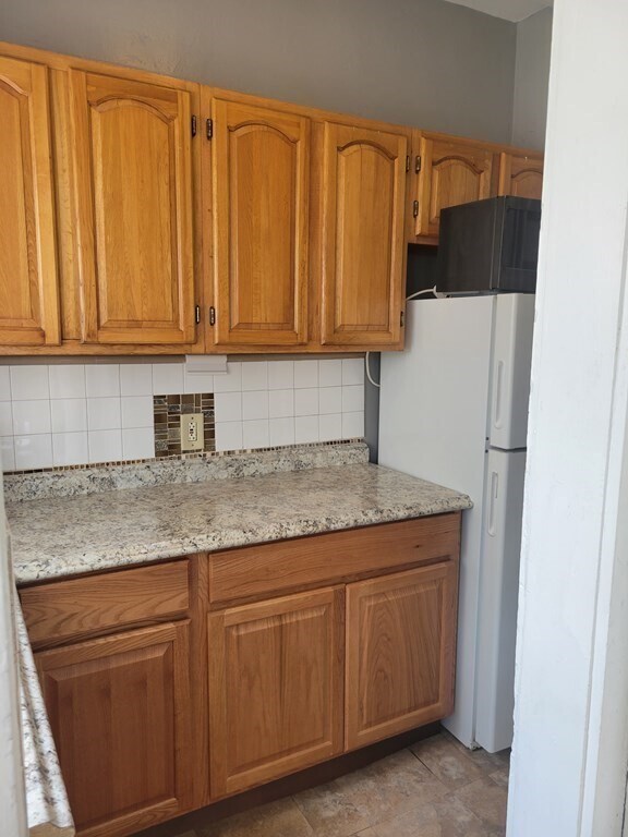 Building Photo - 7-9 Jackson St