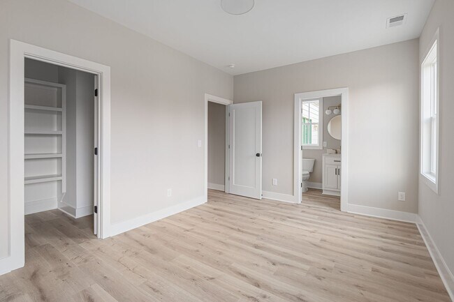 Building Photo - New Construction: 3 bed/2 bath Home in the Brentwood/Nippers Corner neighborhood, One Car Garage