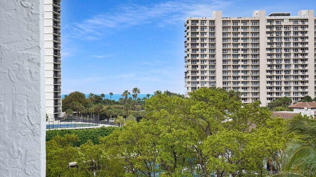 Building Photo - 4750 S Ocean Blvd