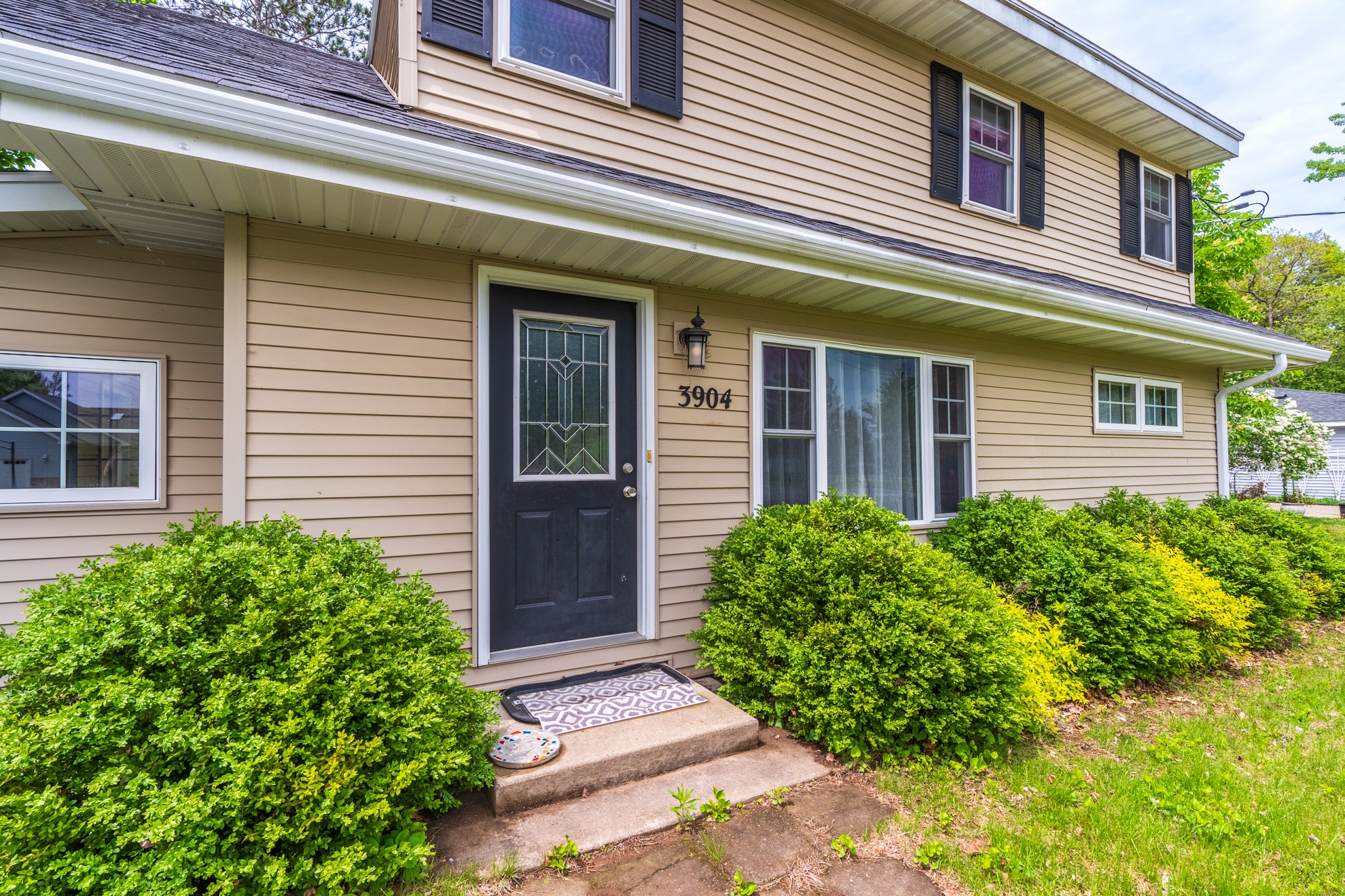 Building Photo - 226302 Swan Ave