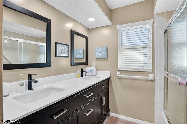 Building Photo - 5060 Coldstream Ln